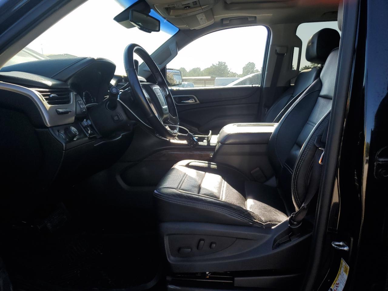 2016 GMC Yukon Xl Denali VIN: 1GKS1HKJ9GR112333 Lot: 85317055