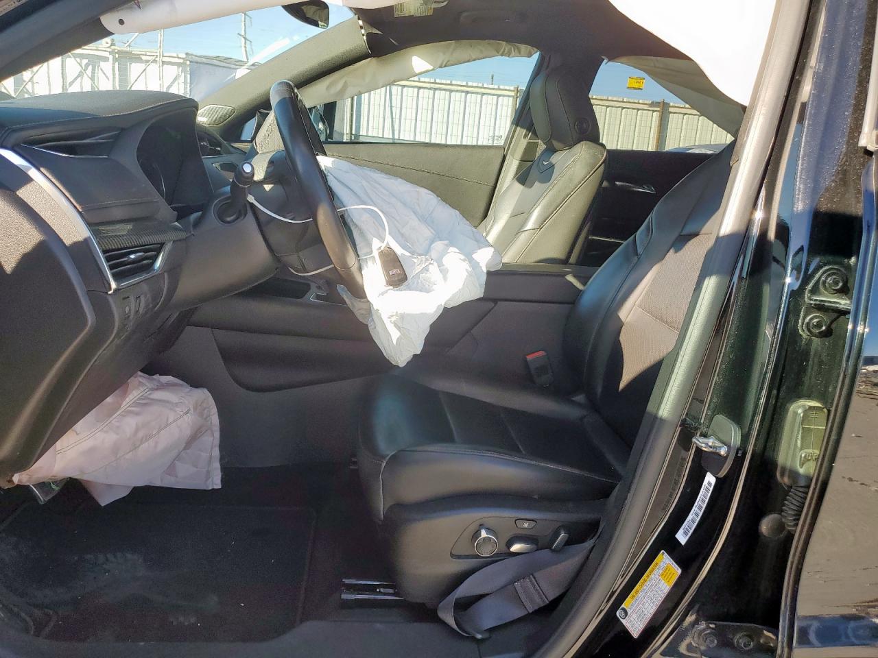 2019 Cadillac Xt4 Sport VIN: 1GYFZFR43KF202768 Lot: 90433205