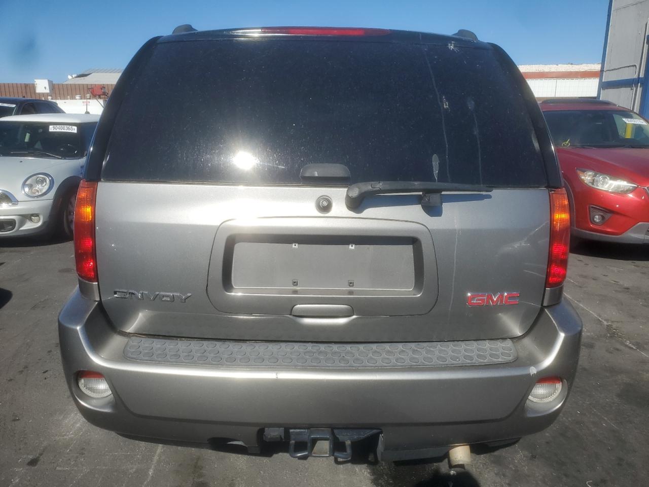 2007 GMC Envoy Denali VIN: 1GKES63M472292529 Lot: 90140175