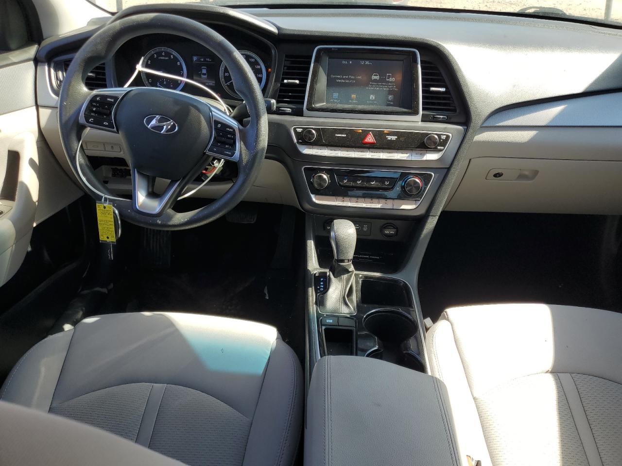 2018 Hyundai Sonata Se VIN: 5NPE24AF2JH661883 Lot: 84182975