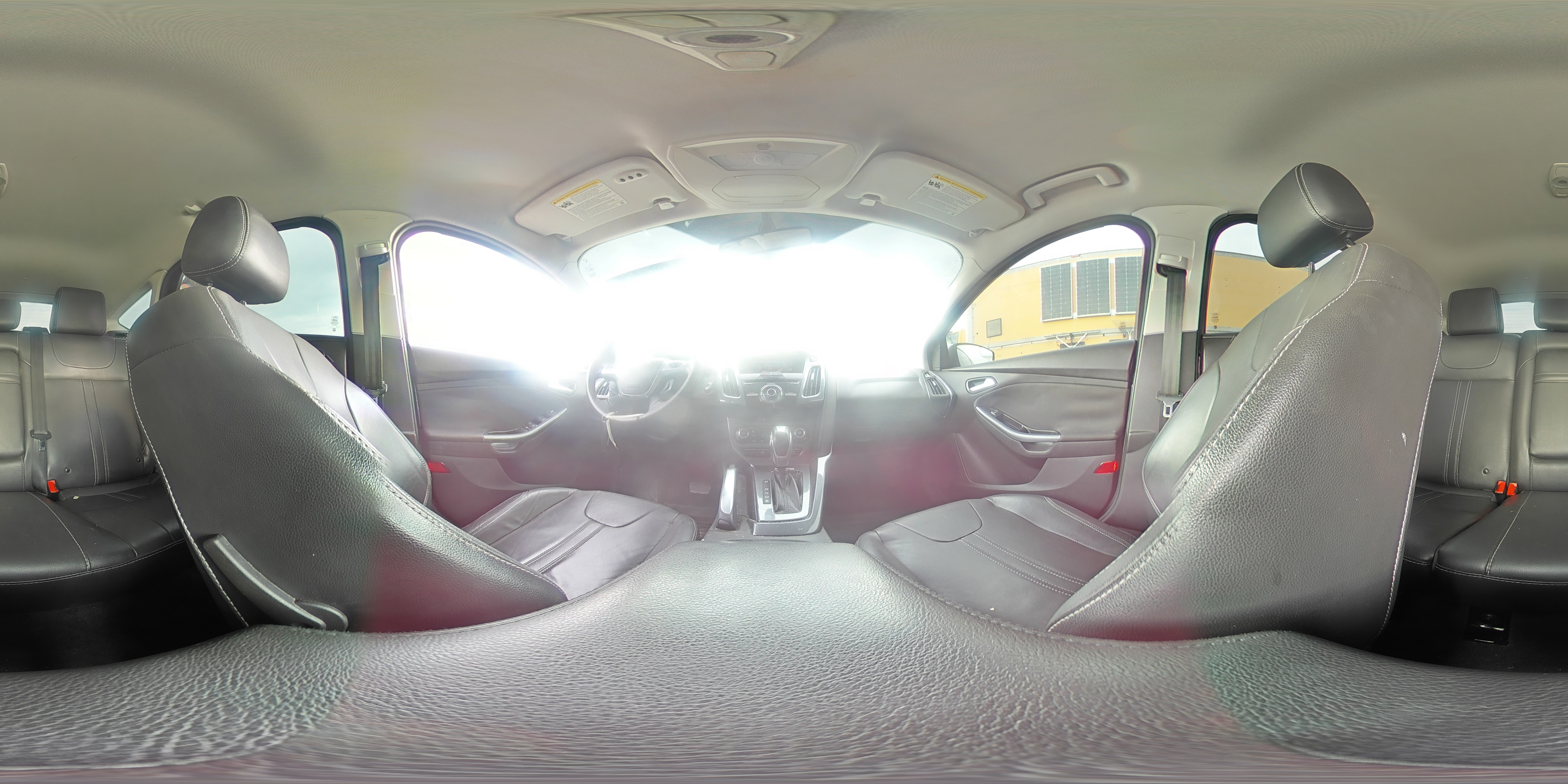 2012 Ford Focus Titanium VIN: 1FAHP3N2XCL220197 Lot: 86258065