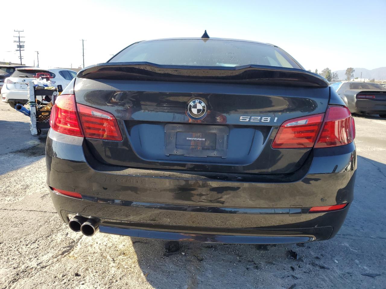 2011 BMW 528 I VIN: WBAFR1C5XBC741977 Lot: 86118225