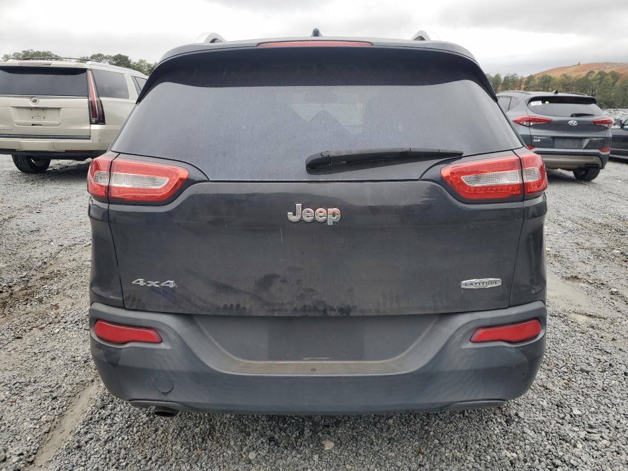 2014 Jeep Cherokee Latitude VIN: 1C4PJMCB1EW185650 Lot: 82775125