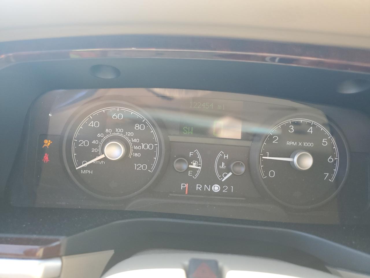 2006 Lincoln Town Car Designer VIN: 1LNHM83V96Y643675 Lot: 84955155