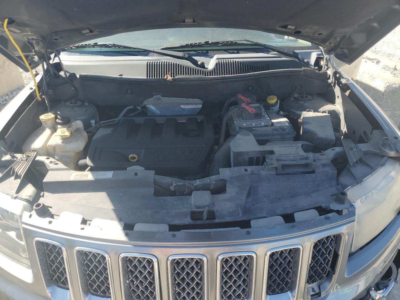 2014 Jeep Compass Limited VIN: 1C4NJDCB8ED602135 Lot: 86287855