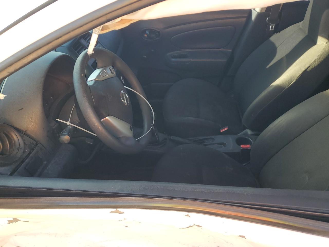 2015 Nissan Versa S VIN: 3N1CN7AP2FL942228 Lot: 85768425