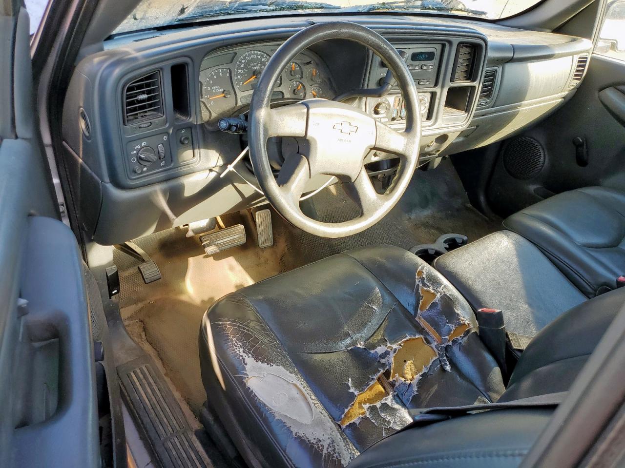 2005 Chevrolet Silverado C1500 VIN: 1GCEC14V25Z355344 Lot: 86229655