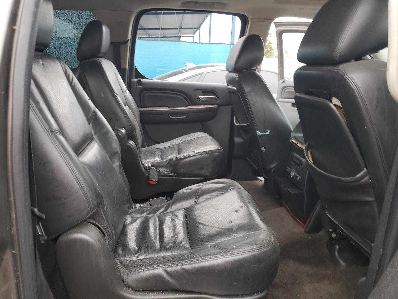 2011 Cadillac Escalade Esv Premium VIN: 1GYS4JEF4BR202140 Lot: 90894115