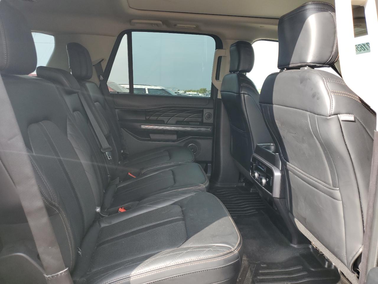 2019 Ford Expedition Platinum VIN: 1FMJU1LT7KEA37844 Lot: 89780165