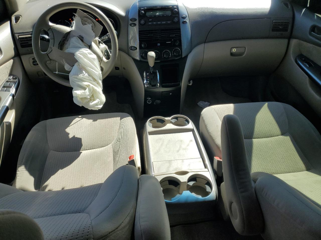 2010 Toyota Sienna Ce VIN: 5TDKK4CC0AS334687 Lot: 85826195