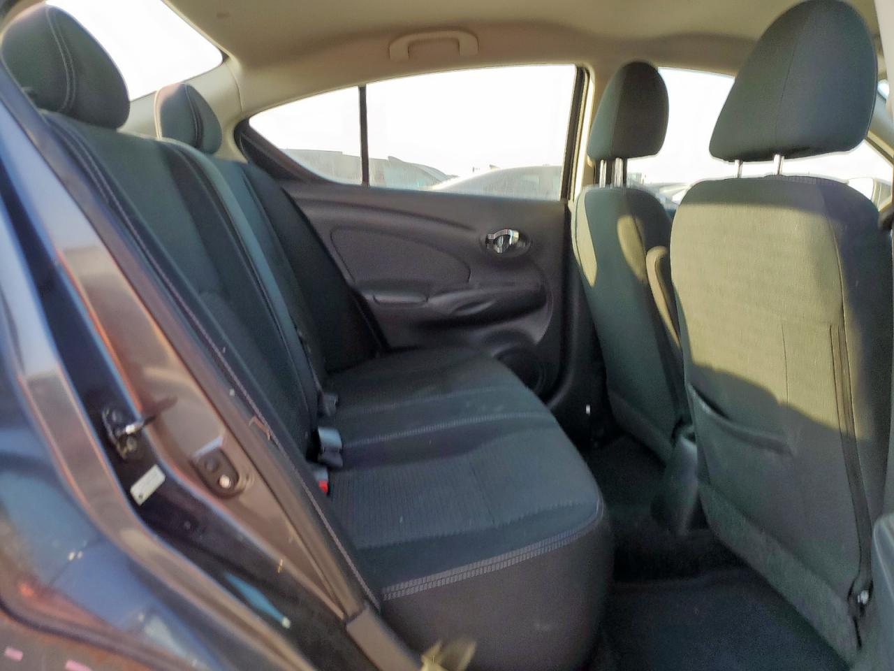 2015 Nissan Versa S VIN: 3N1CN7AP4FL941260 Lot: 85515535