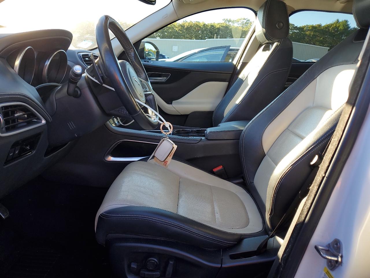 2017 Jaguar F-Pace R - Sport VIN: SADCL2BV4HA492910 Lot: 85559115