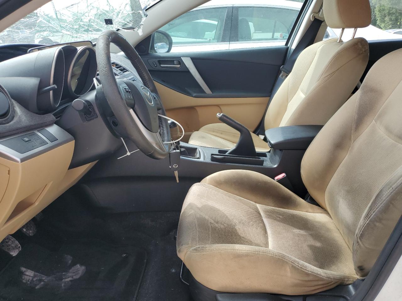 2010 Mazda 3 S VIN: JM1BL1H55A1131183 Lot: 84439555