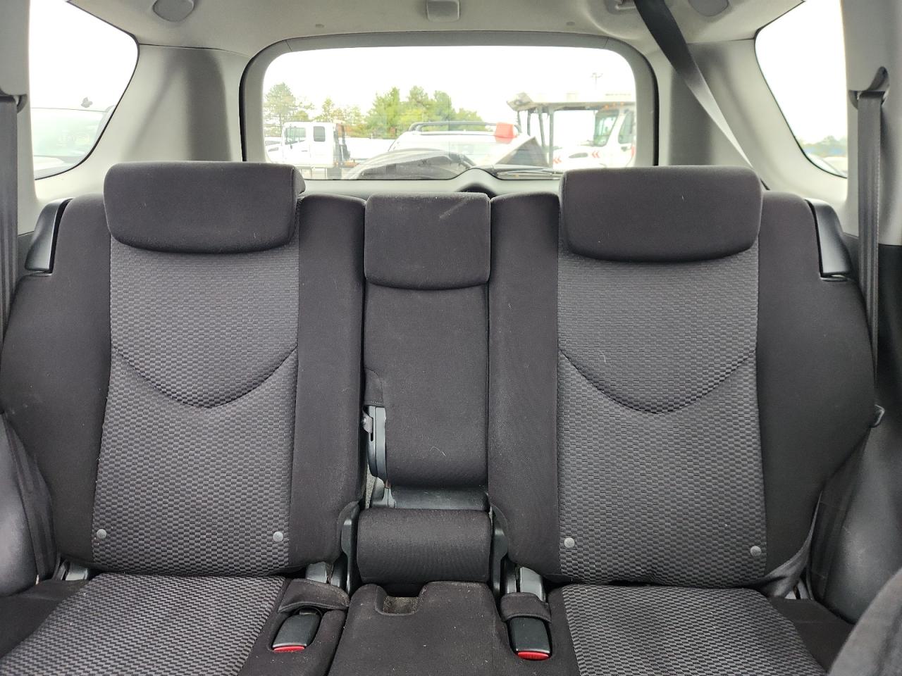 2007 Toyota Rav4 Sport VIN: JTMBK32V075031470 Lot: 86432055