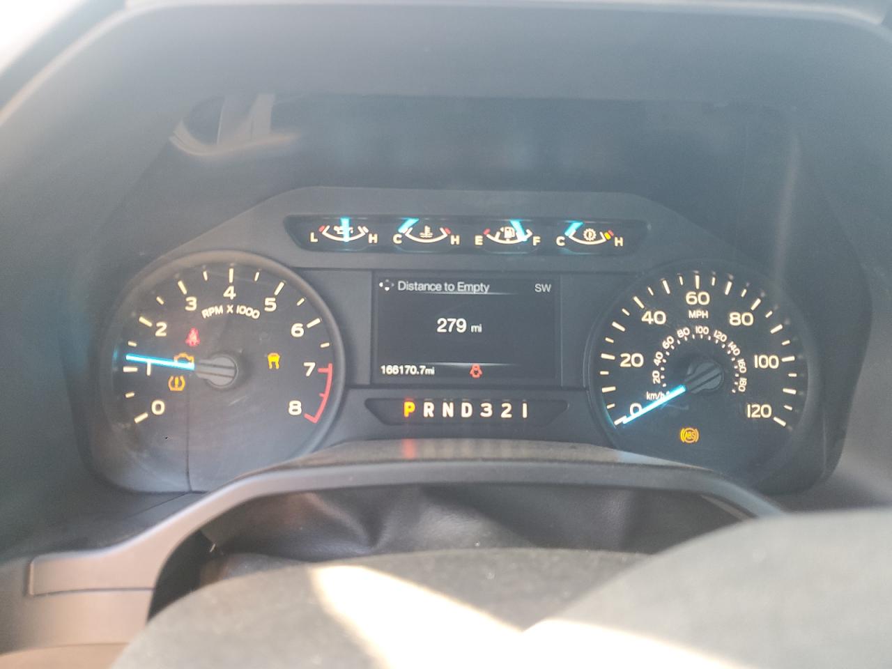 2016 Ford F150 VIN: 1FTMF1C87GKE32963 Lot: 85060115