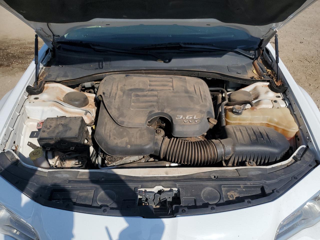 2015 Chrysler 300 Limited VIN: 2C3CCAAG1FH792528 Lot: 86185845