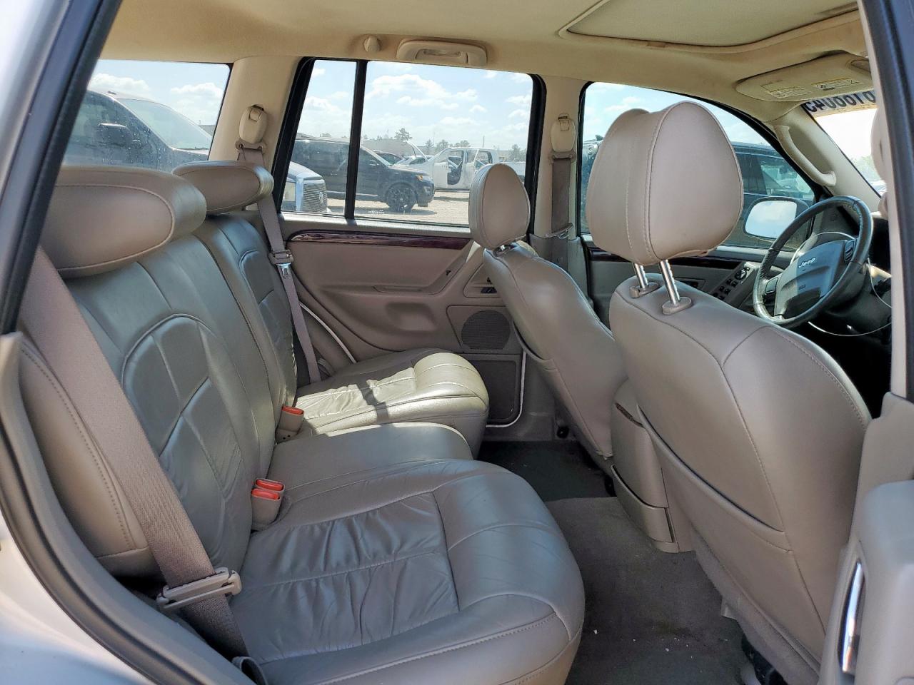 2002 Jeep Grand Cherokee Limited VIN: 1J4GX58N52C246058 Lot: 86188045