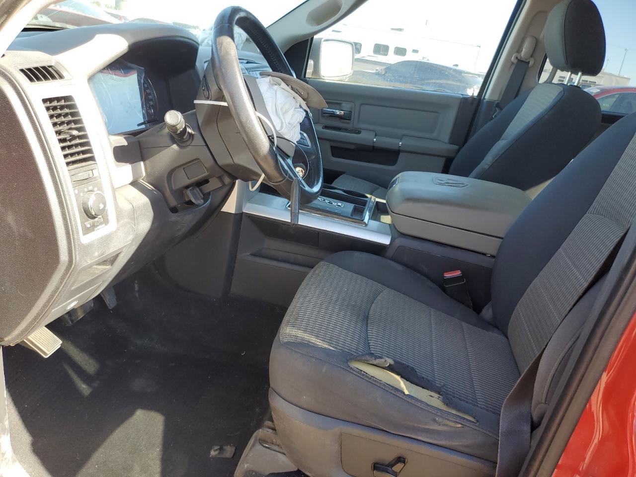 2010 Dodge Ram 1500 VIN: 1D7RV1GT3AS172310 Lot: 82580795