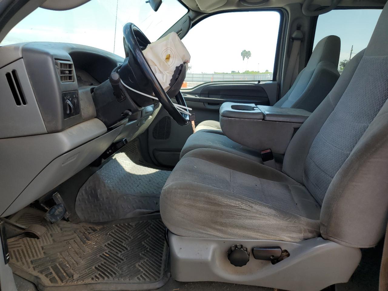 2004 Ford F250 Super Duty VIN: 1FTNW20L94EA22744 Lot: 82376955