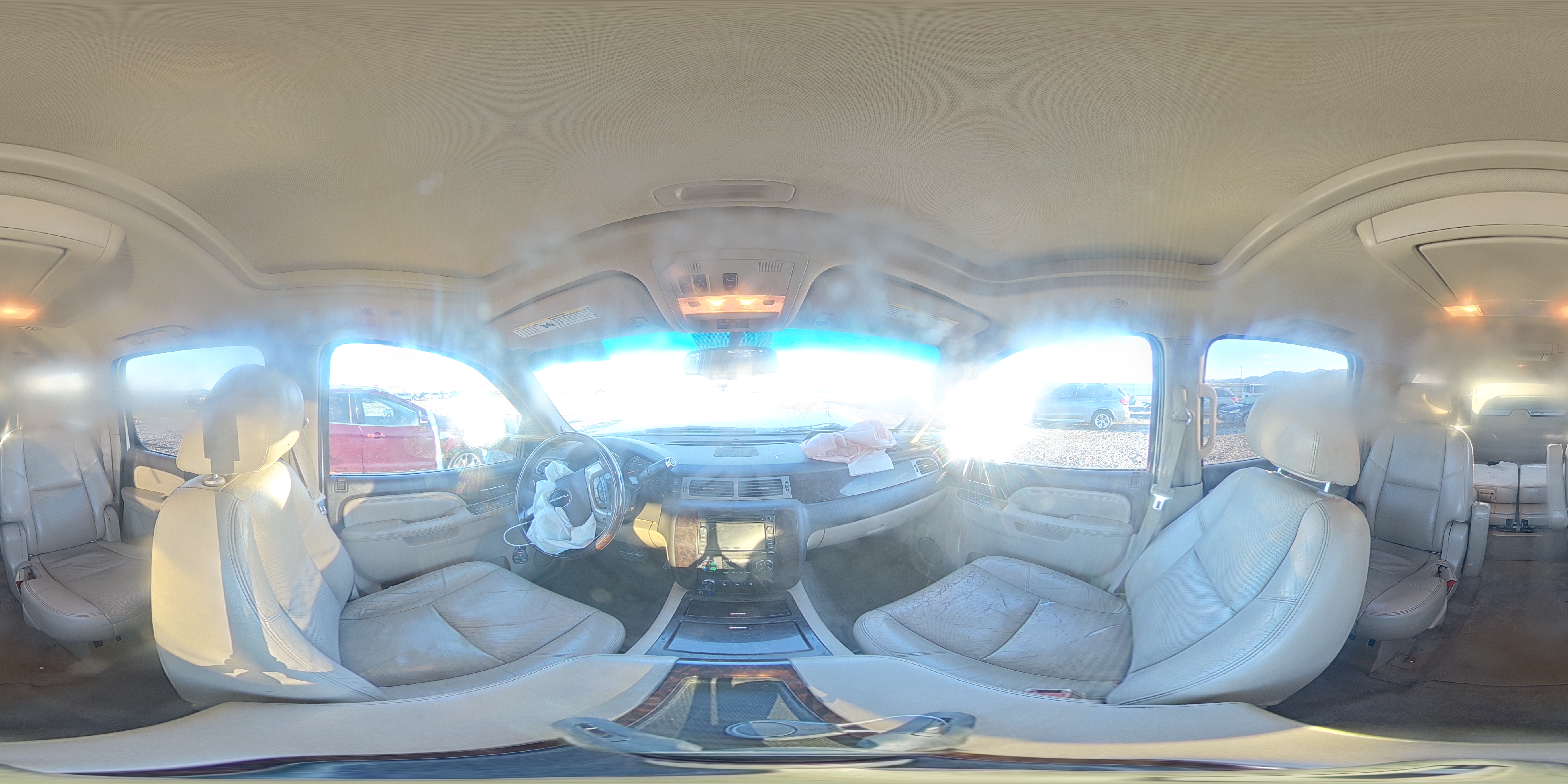 2011 GMC Yukon Xl Denali VIN: 1GKS2MEF3BR202292 Lot: 84066175