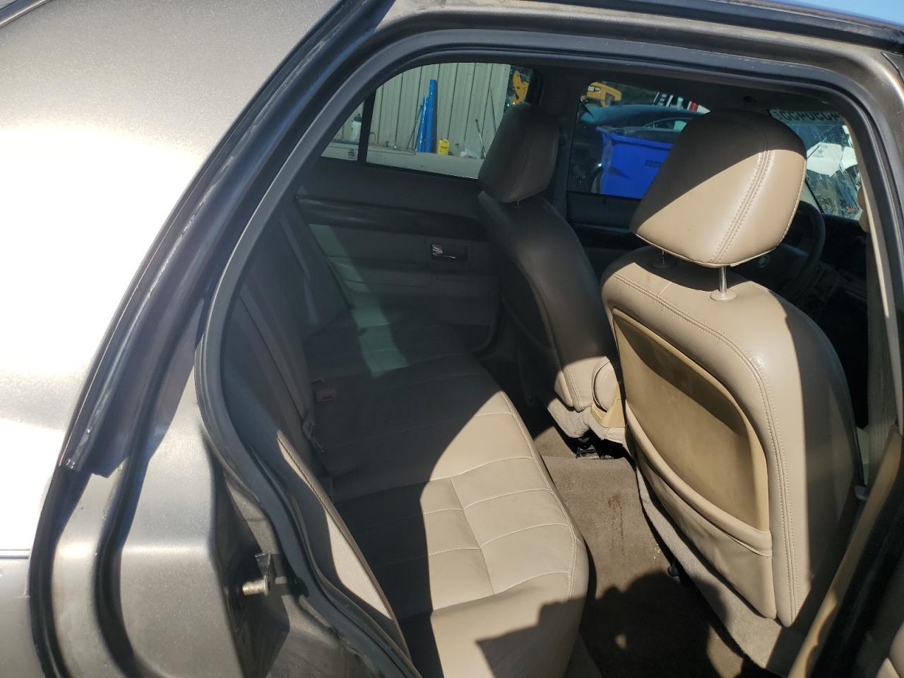 2005 Mercury Grand Marquis Ls VIN: 2MEFM75W95X671226 Lot: 84596455