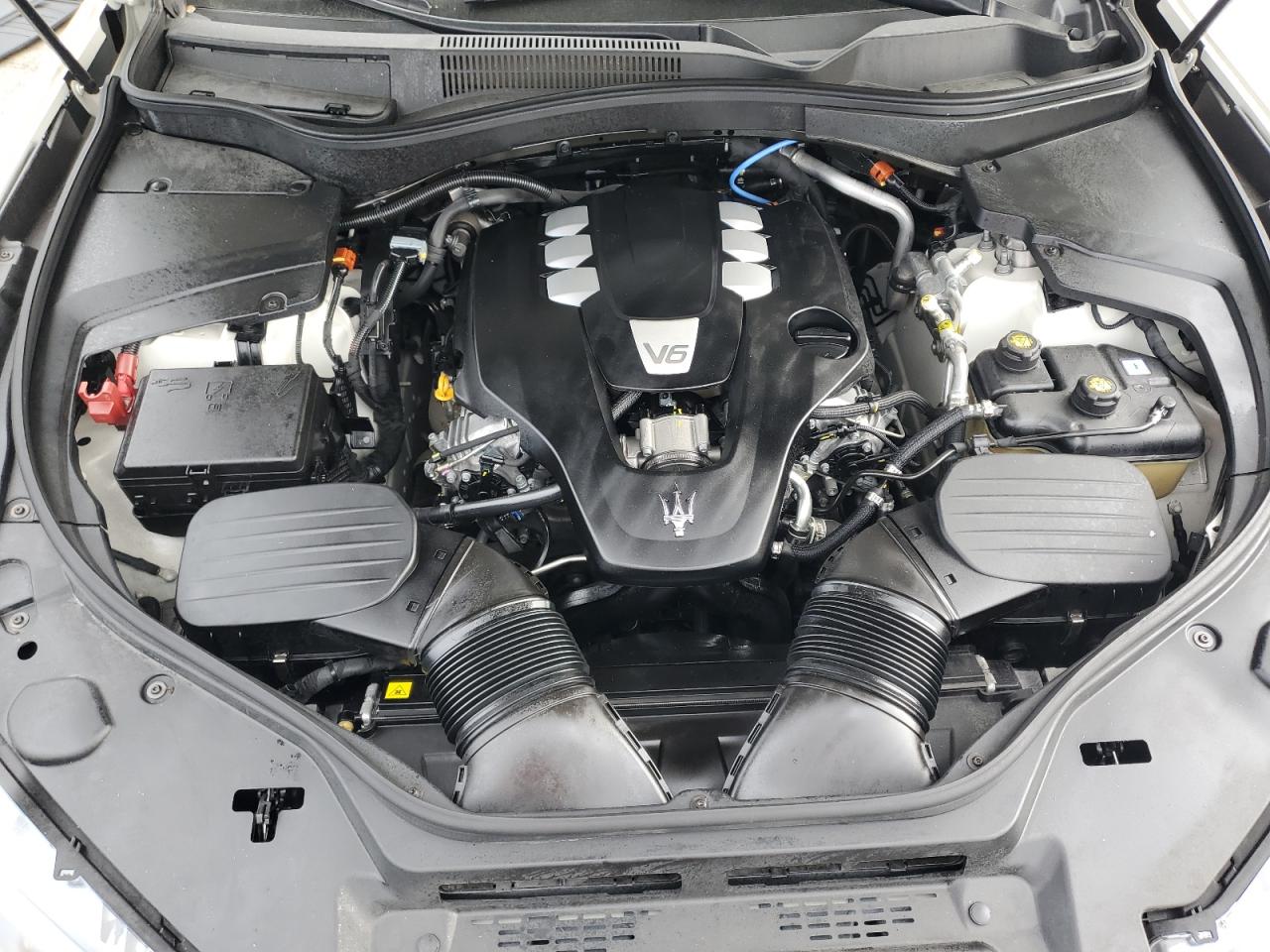 2022 Maserati Levante Base VIN: ZN661XUA7NX402694 Lot: 89894625