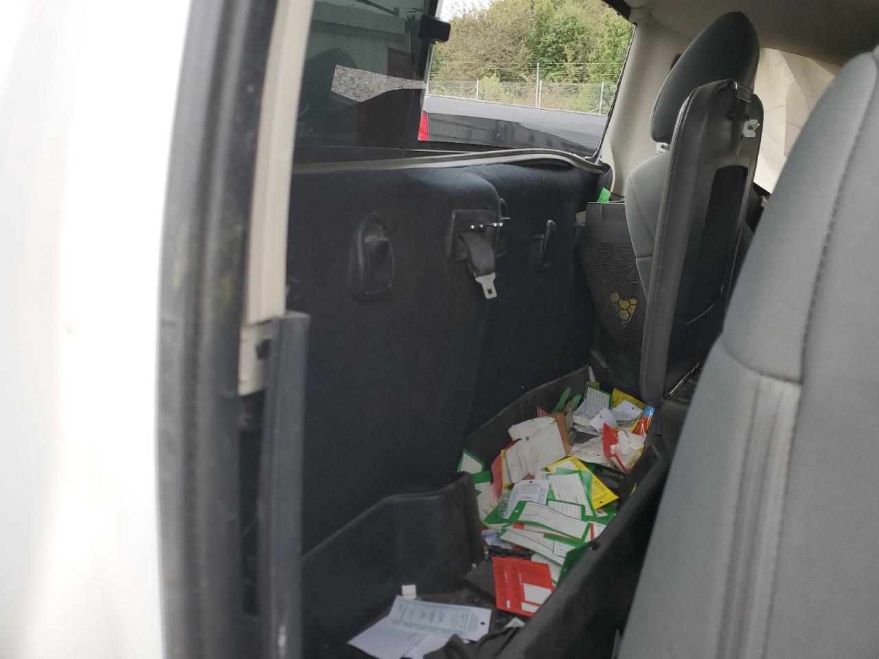 2015 Ram 1500 St VIN: 3C6JR6DTXFG606192 Lot: 82327625