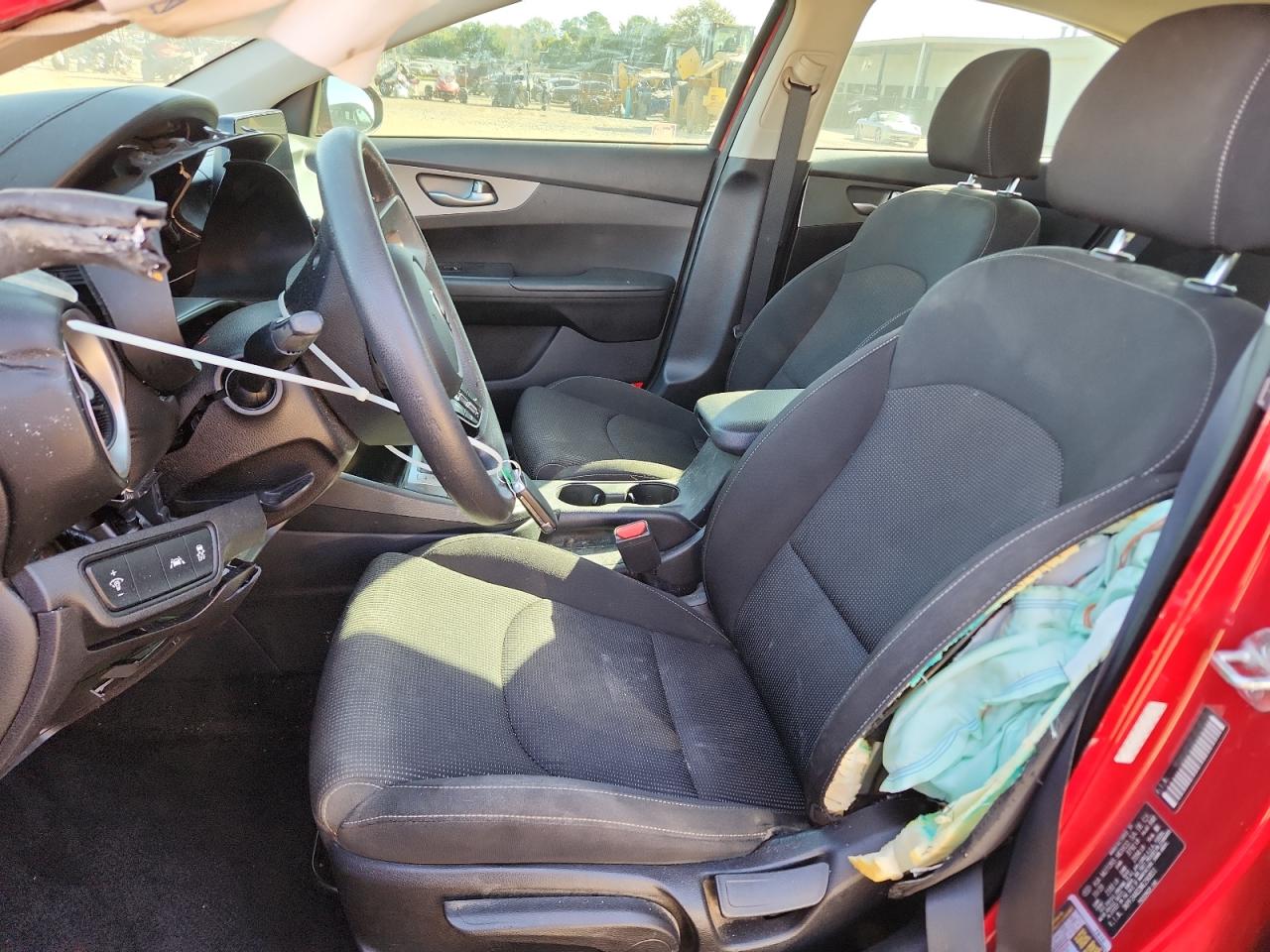 2021 Kia Forte Fe VIN: 3KPF24AD2ME290851 Lot: 90060635