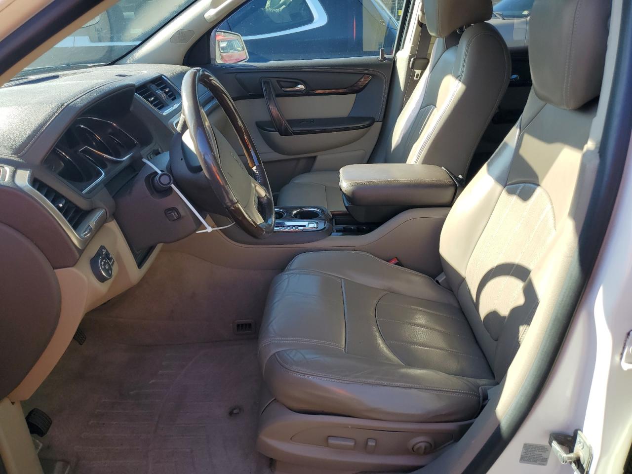 2013 GMC Acadia Denali VIN: 1GKKVTKD1DJ232140 Lot: 86251895