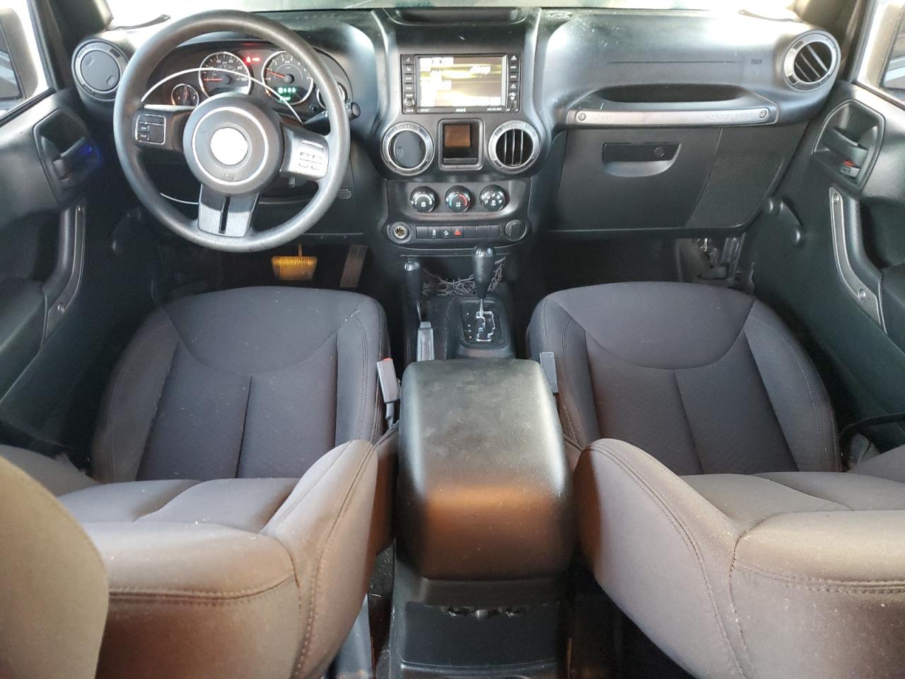 2017 Jeep Wrangler Unlimited Sport VIN: 1C4BJWDG1HL715377 Lot: 84549085