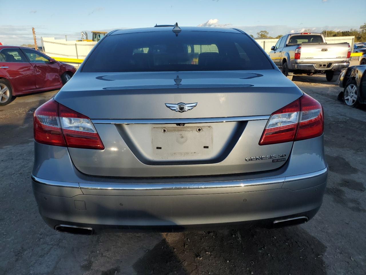 2014 Hyundai Genesis 5.0L VIN: KMHGC4DH4EU262659 Lot: 89724125