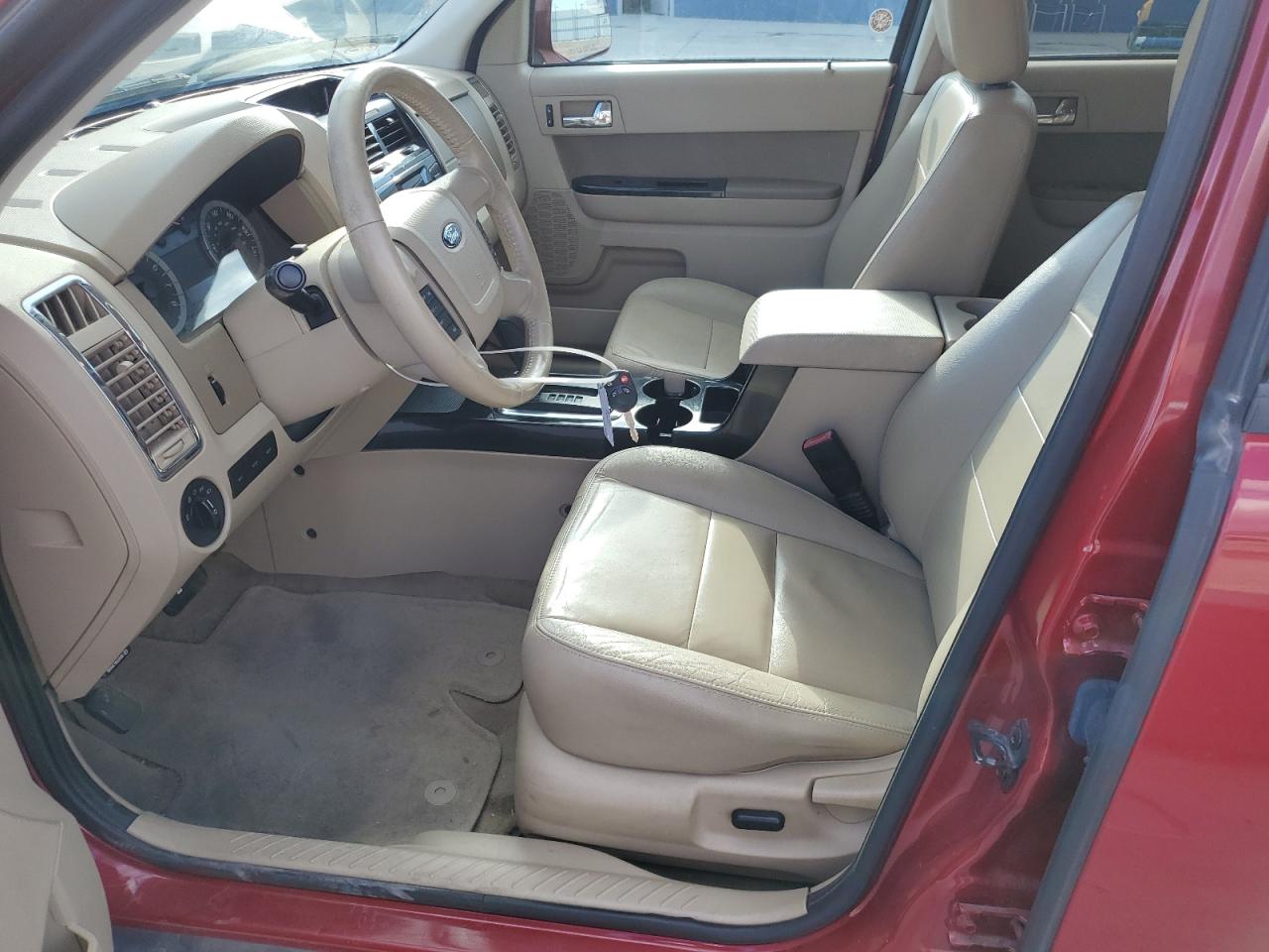 2011 Ford Escape Limited VIN: 1FMCU9EG9BKC19005 Lot: 82255165