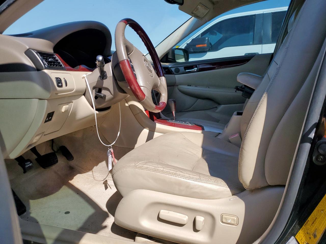 2003 Lexus Es 300 VIN: JTHBF30G330089930 Lot: 69252995