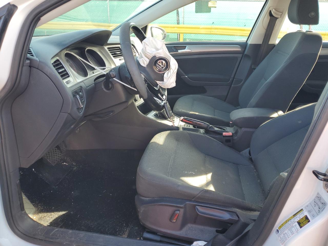 2016 Volkswagen Golf Sportwagen S VIN: 3VWC17AU3GM517043 Lot: 89497875