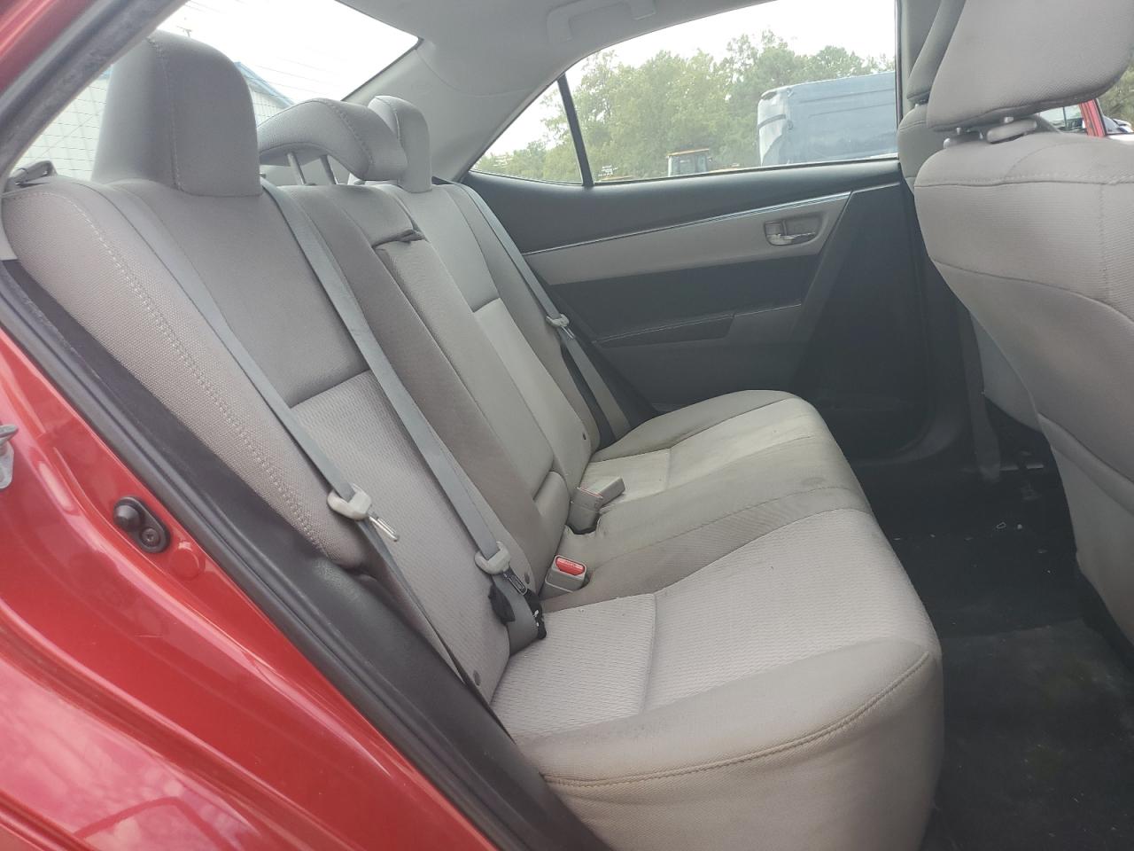 2015 Toyota Corolla L VIN: 5YFBURHE3FP302530 Lot: 84019355