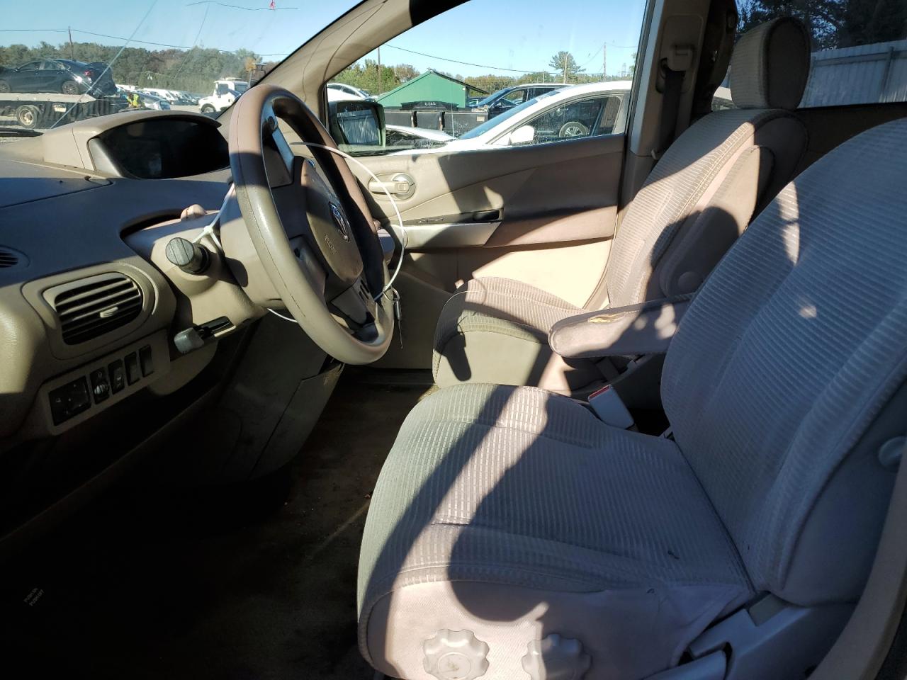 2004 Nissan Quest S VIN: 5N1BV28U04N320954 Lot: 82389645