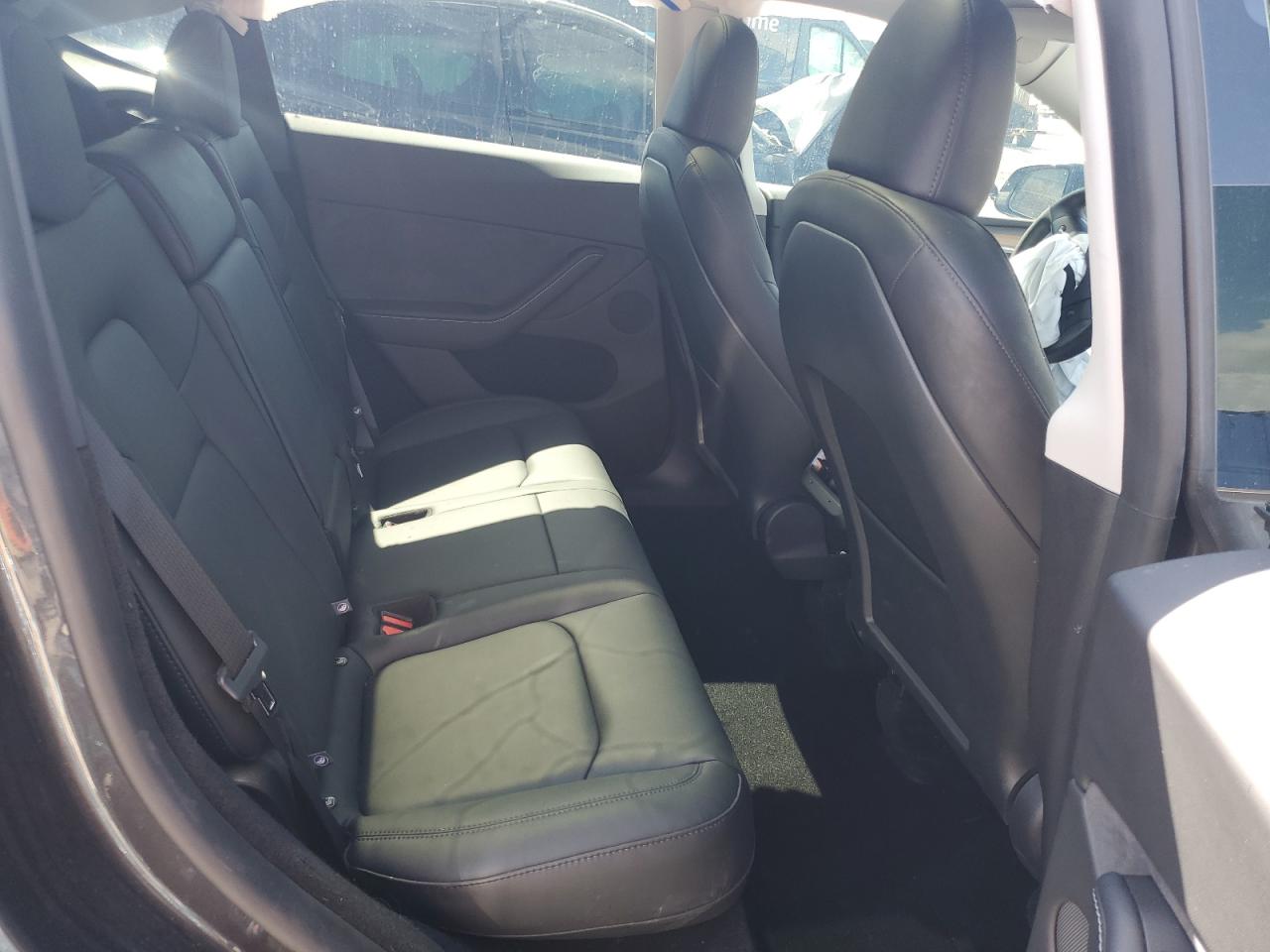 2025 Tesla Model Y VIN: 7SAYGDED1SA365292 Lot: 87414455