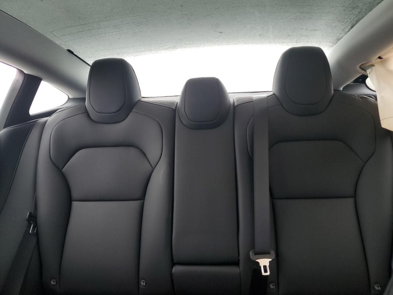 2025 Tesla Model 3 VIN: 5YJ3E1EA2SF975125 Lot: 89697755