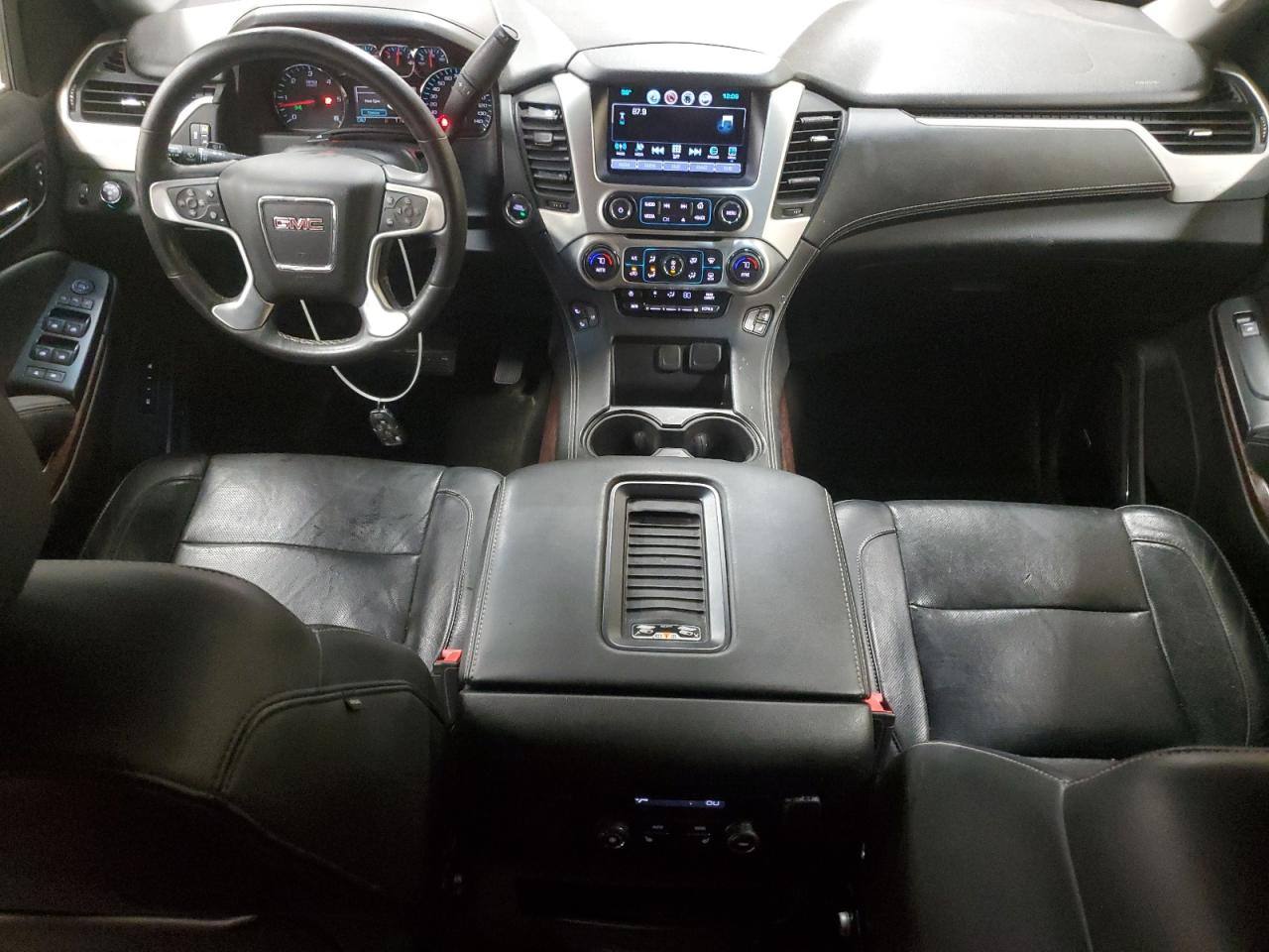 2017 GMC Yukon Xl K1500 Slt VIN: 1GKS2GKCXHR179176 Lot: 86640485