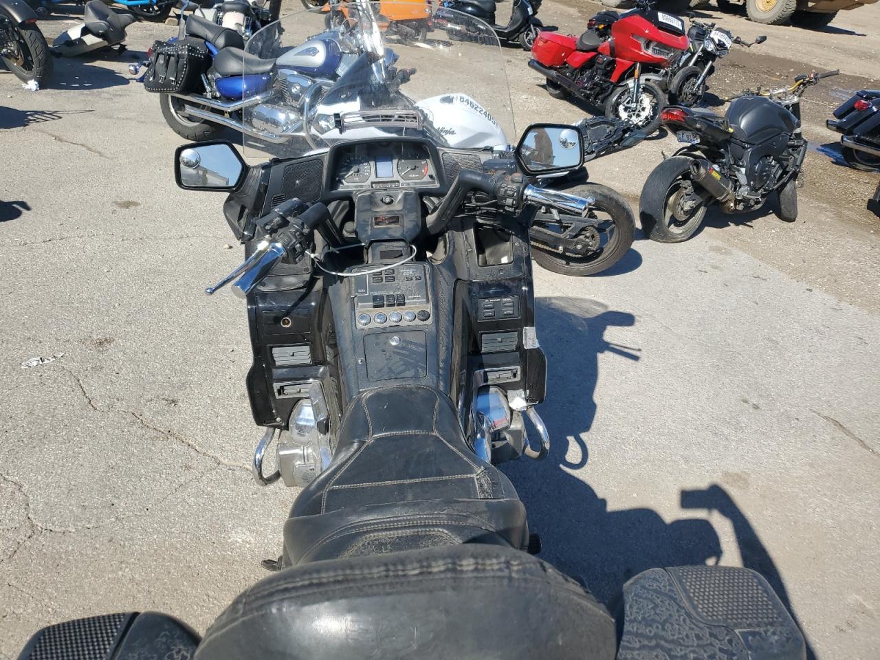 1994 Honda Gl1500 A VIN: 1HFSC2206RA602911 Lot: 85720255