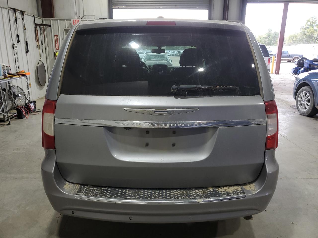 2014 Chrysler Town & Country Touring L VIN: 2C4RC1CG7ER412605 Lot: 84068375