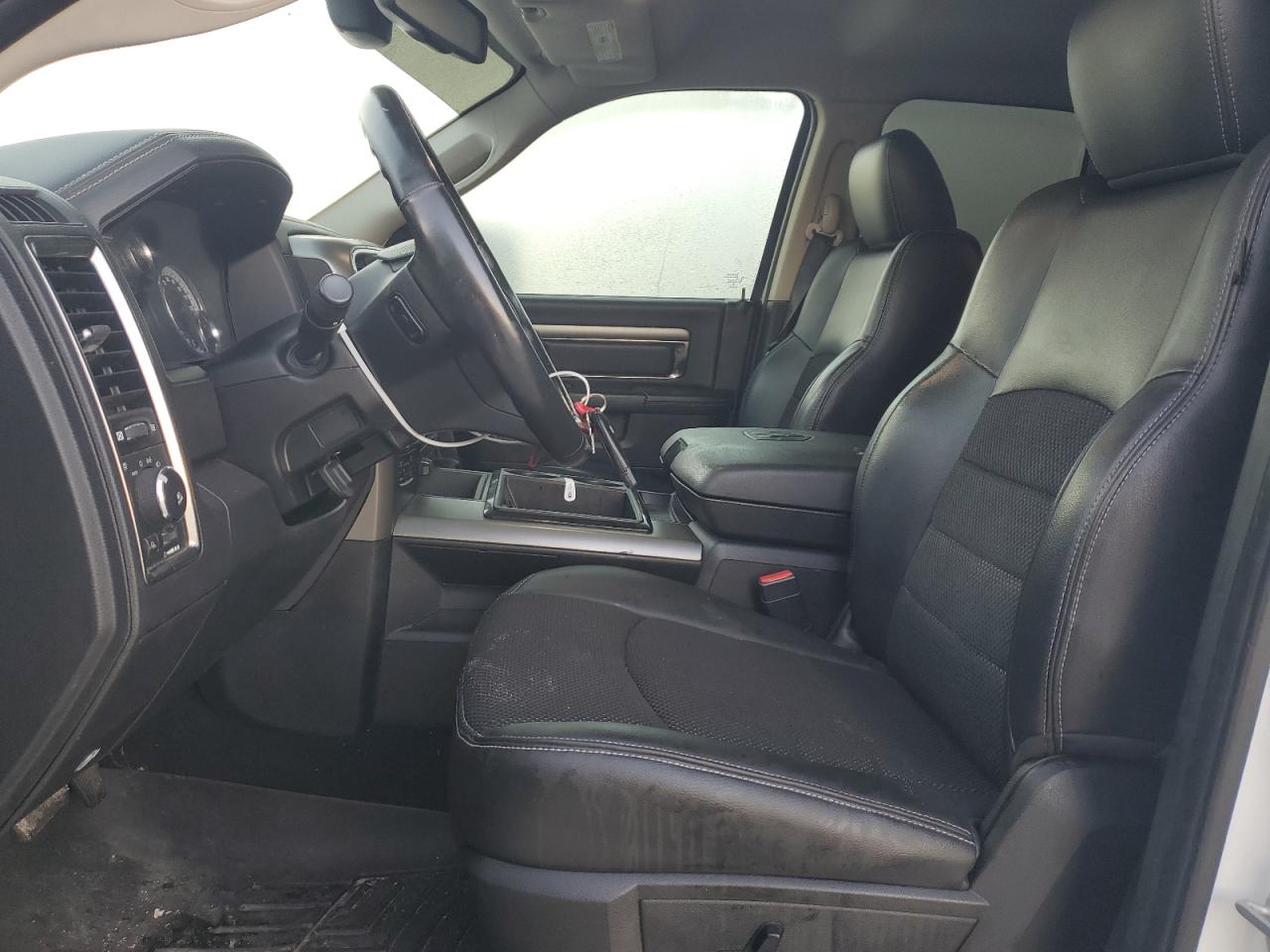 2014 Ram 1500 Sport VIN: 1C6RR7HT5ES105396 Lot: 90979865