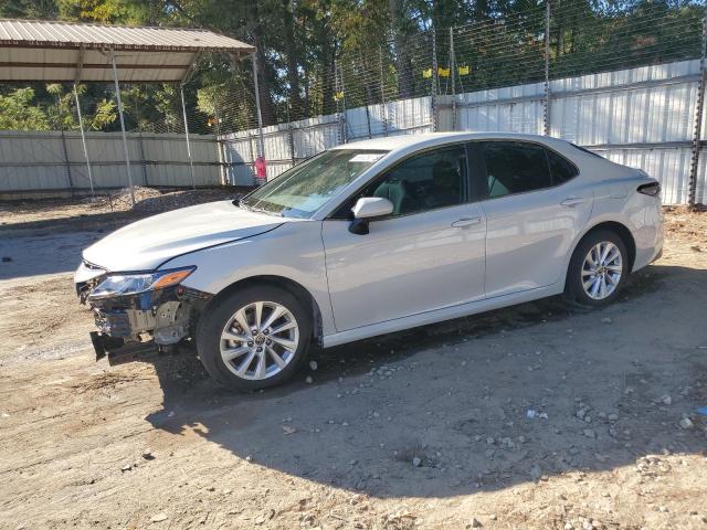 TOYOTA CAMRY LE 2024