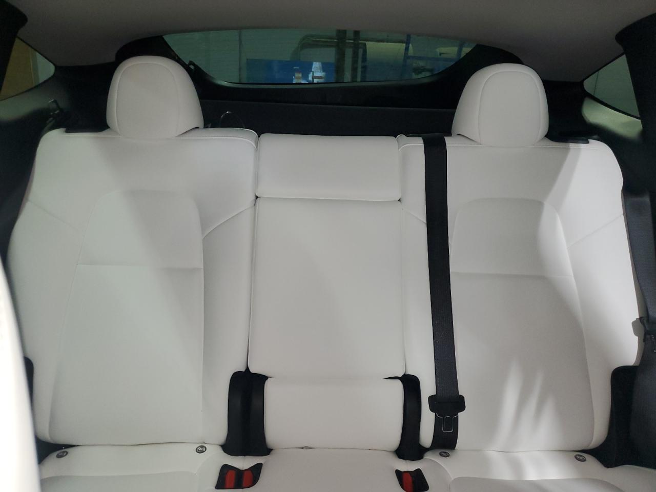 2023 Tesla Model Y VIN: 7SAYGDEE6PA181370 Lot: 89869915