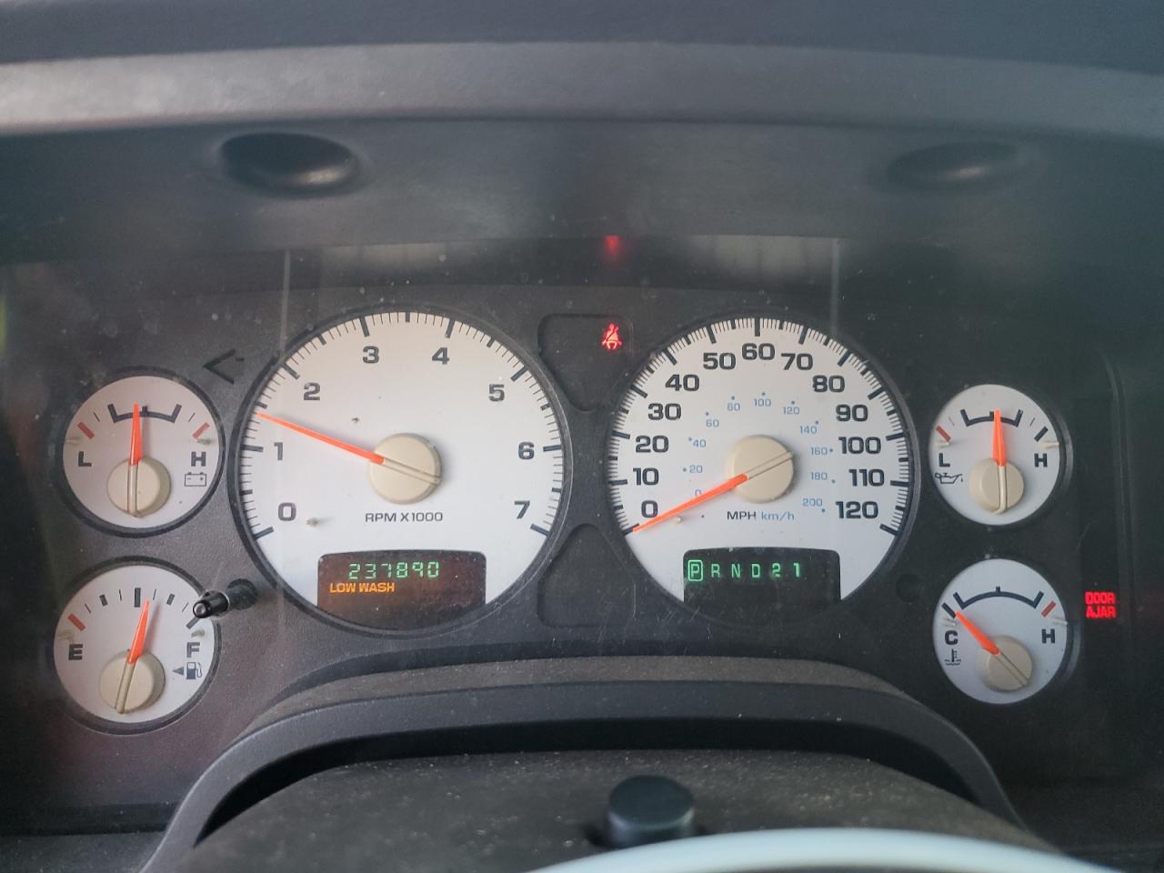 2002 Dodge Ram 1500 VIN: 1D7HA18N82J130052 Lot: 85521855