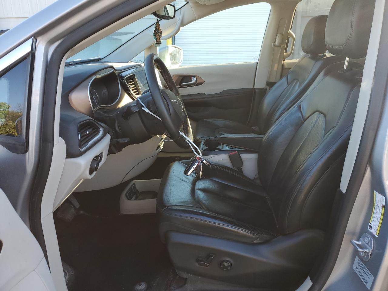 2017 Chrysler Pacifica Touring L Plus VIN: 2C4RC1EG9HR708503 Lot: 82002435