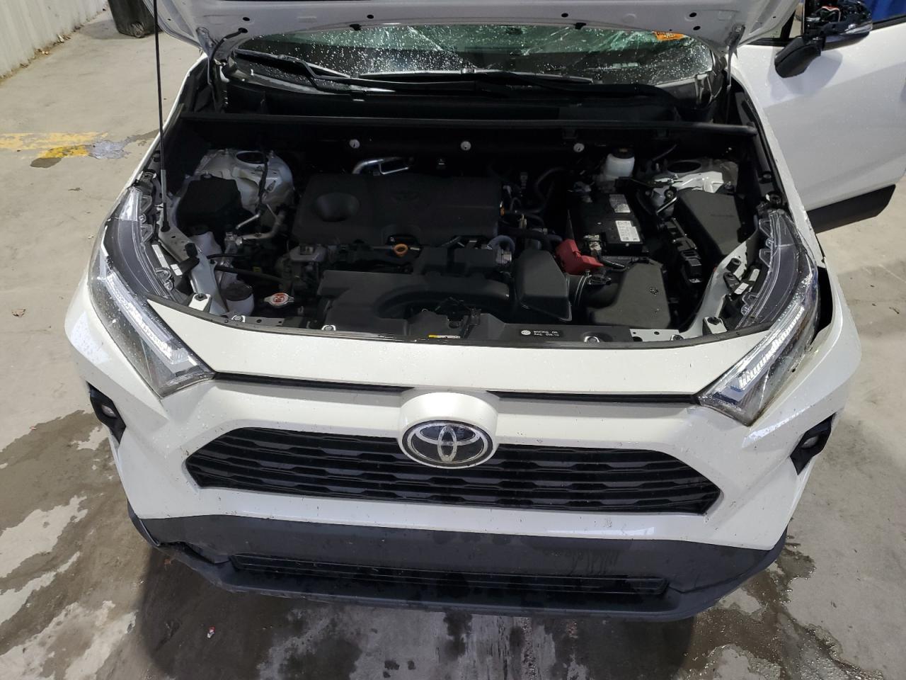 2022 Toyota Rav4 Xle Premium VIN: 2T3A1RFV6NW284357 Lot: 85737565