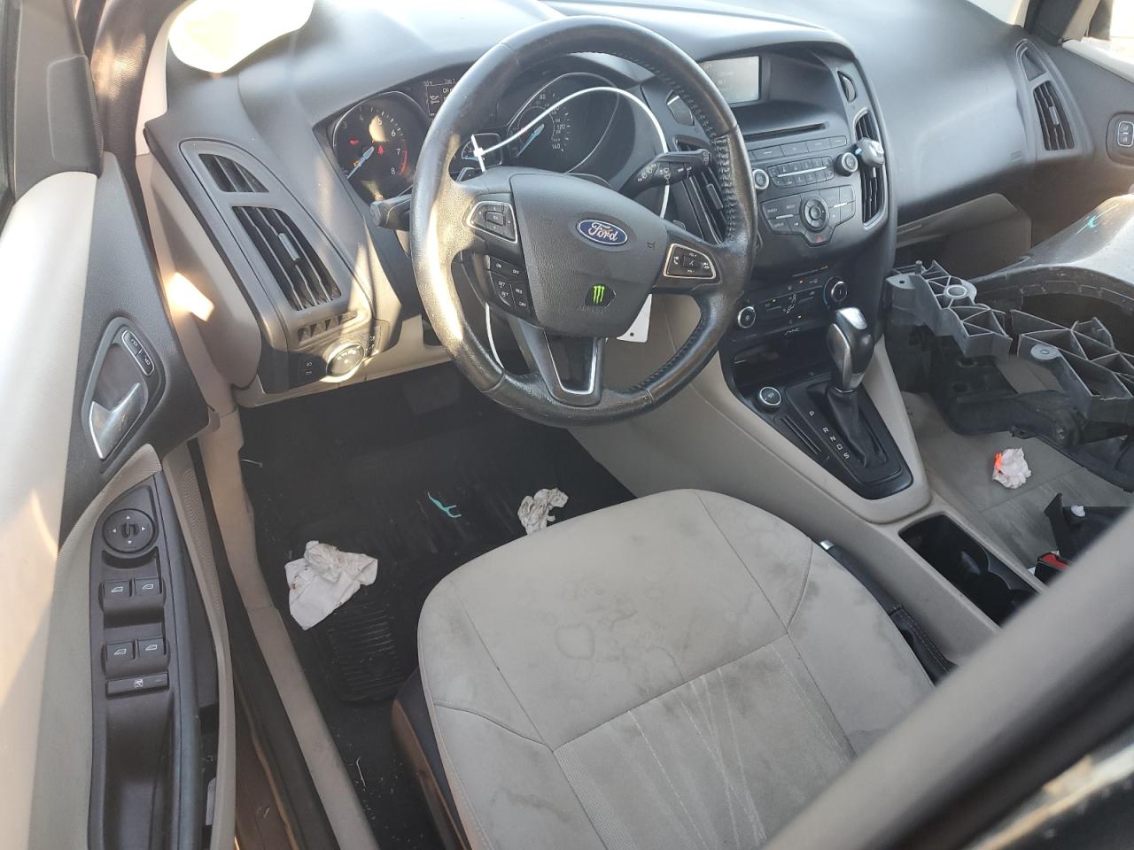 2015 Ford Focus Se VIN: 1FADP3K28FL239807 Lot: 85078565