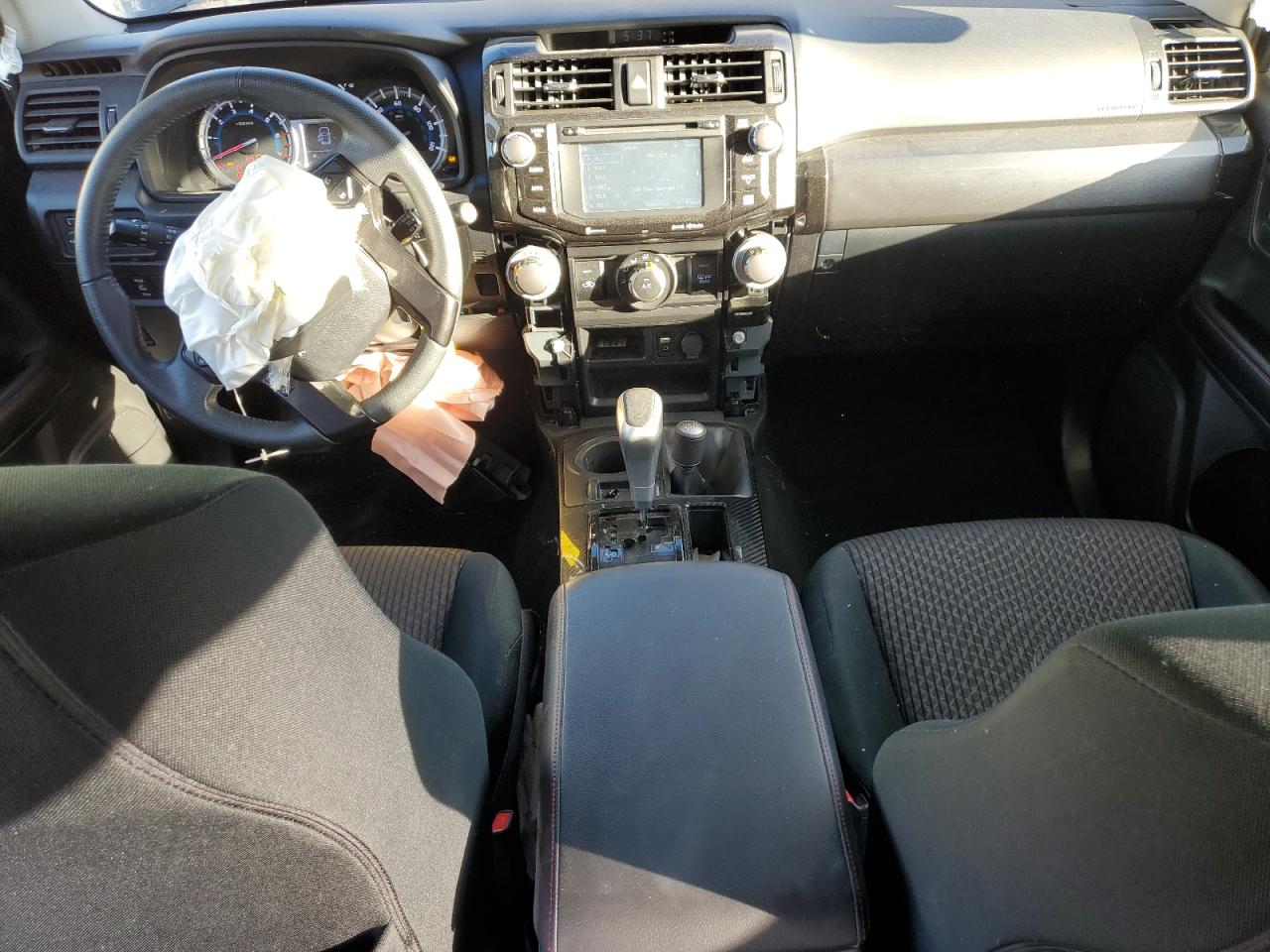 2019 Toyota 4Runner Sr5/Sr5 Premium VIN: JTEBU5JRXK5701346 Lot: 84383575