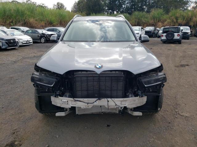 BMW X7 2025 Серый